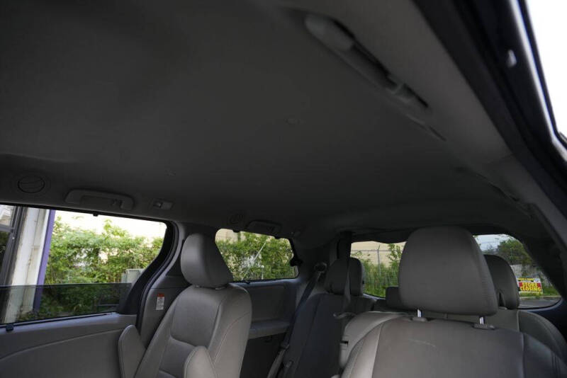 2017 Toyota Sienna