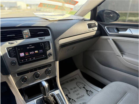 2016 Volkswagen Golf