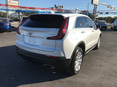 2023 Cadillac XT4 Luxury