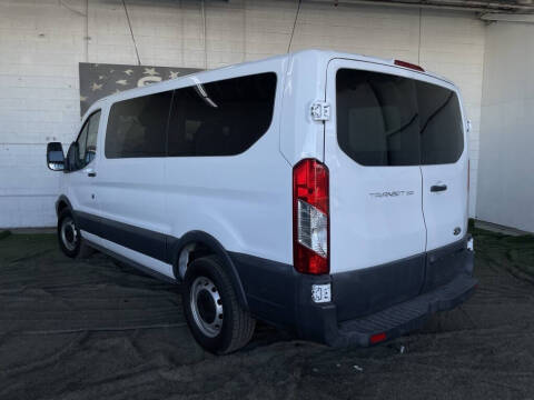 2017 Ford Transit