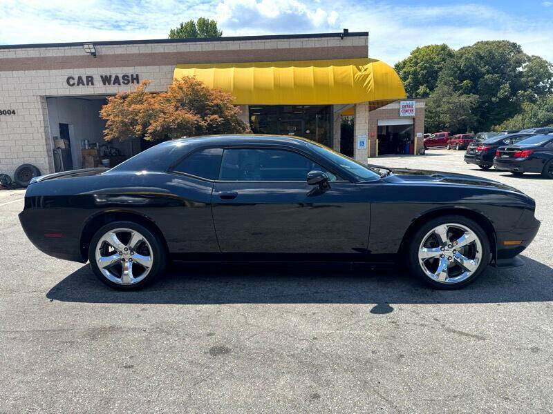 2011 Dodge Challenger R/T Plus