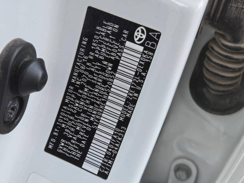 2017 Toyota Corolla LE