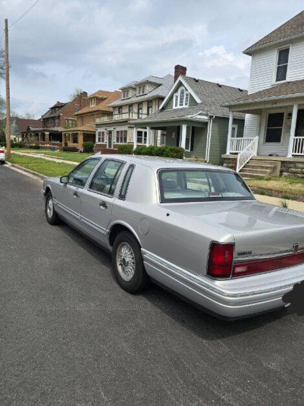 1992 Lincoln Town Car