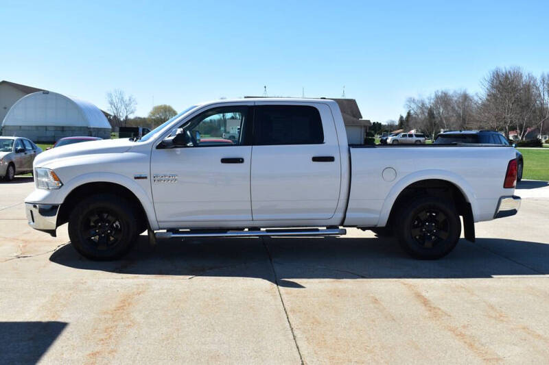 2017 RAM 1500 SLT