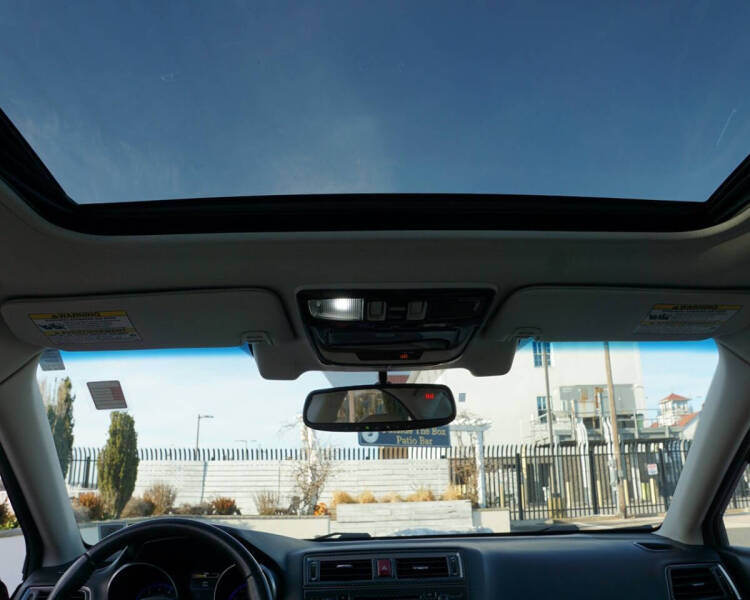 2016 Subaru Legacy 3.6R Limited