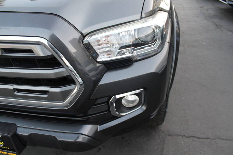 2017 Toyota Tacoma Limited