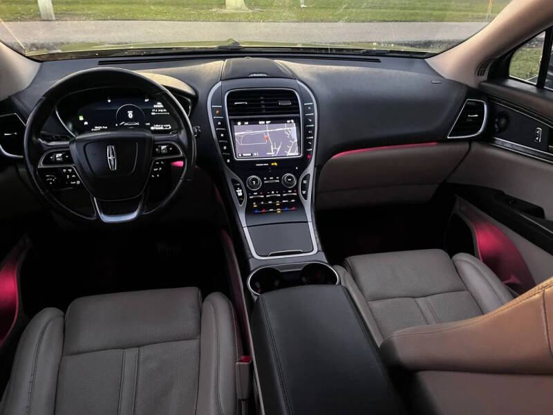 2019 Lincoln Nautilus Reserve