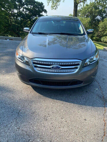 2011 Ford Taurus for sale at Carsland KC in Kansas City MO