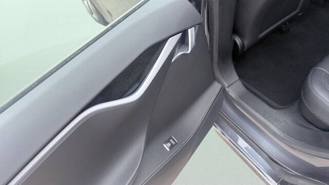 2021 Tesla Model S Long Range Plus