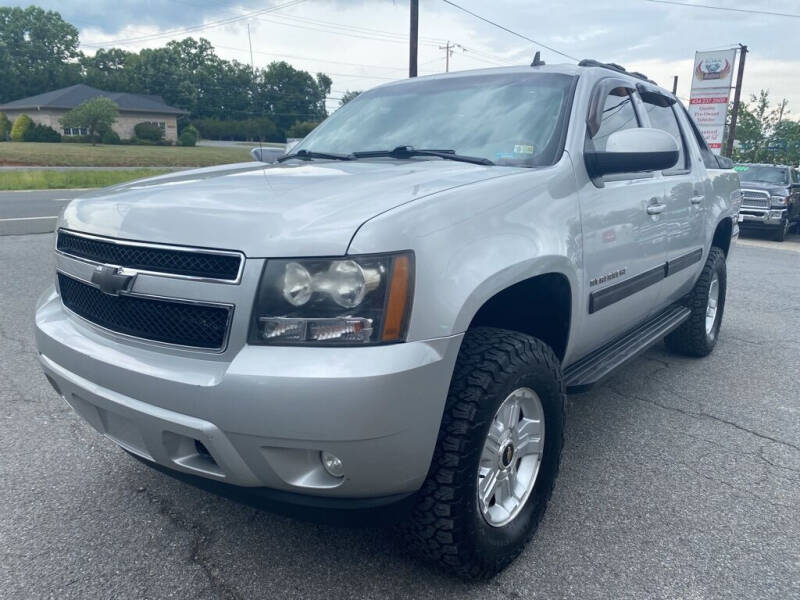 2011 Chevrolet Avalanche LT