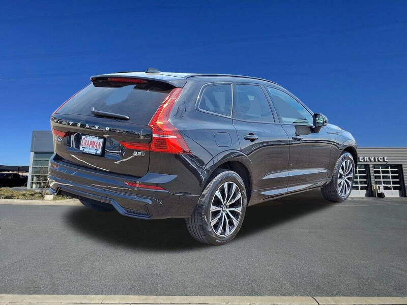 2023 Volvo XC60 B5 Plus Dark Theme