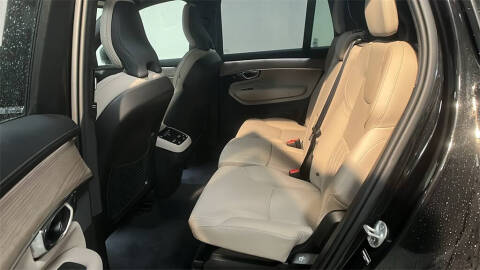 2025 Volvo XC90 B6 Plus Bright Theme 7P