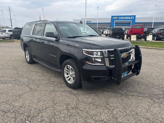 Used 2020 Chevrolet Suburban LS with VIN 1GNSCGKC9LR288897 for sale in Bloomington, IL