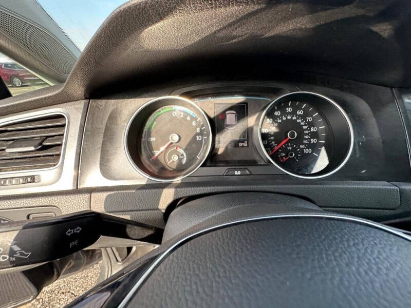 2019 Volkswagen e-Golf SE