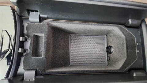 2025 BMW 5 Series 530i xDrive