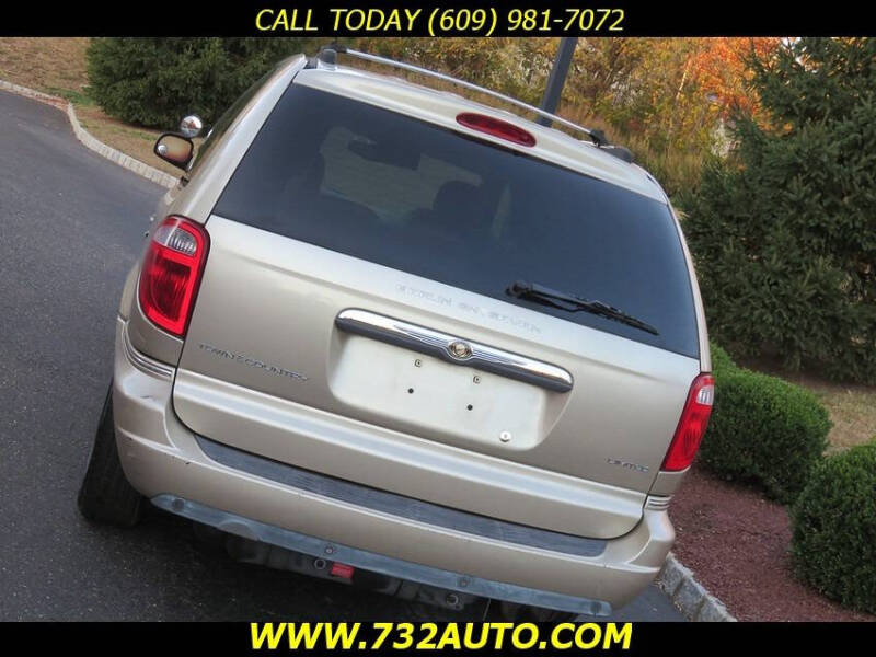 2006 Chrysler Town and Country Limited