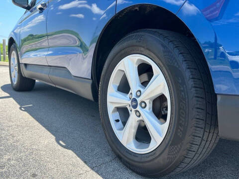 2020 Ford Edge SE