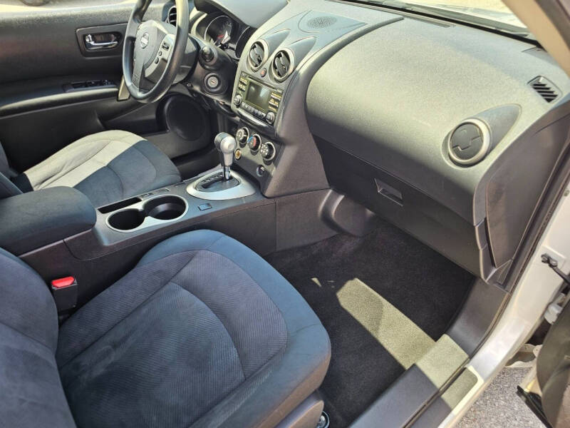 2015 Nissan Rogue Select S