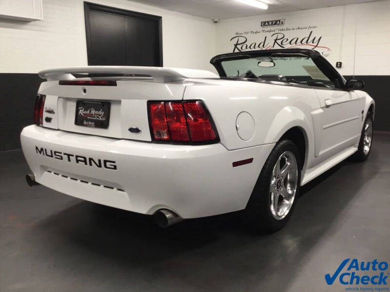 2003 Ford Mustang