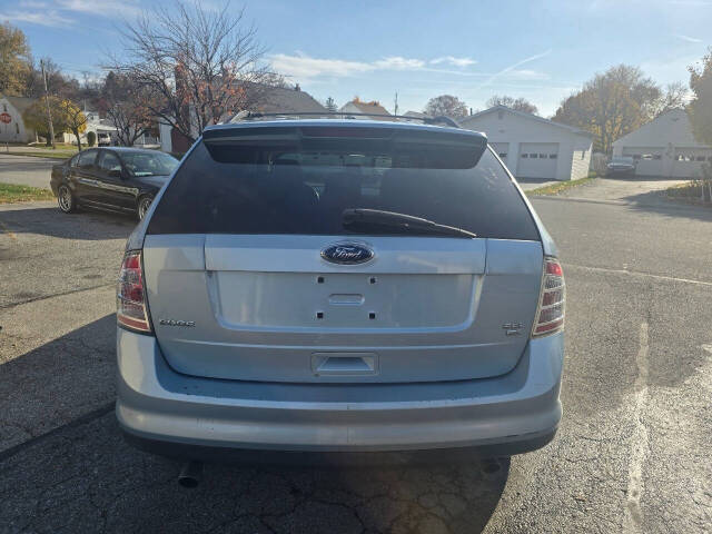 2008 Ford Edge for sale at QUEENSGATE AUTO SALES in York, PA