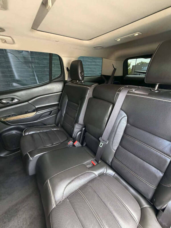 2017 GMC Acadia Denali