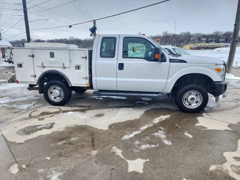 2012 Ford F-350 Super Duty XL's photo