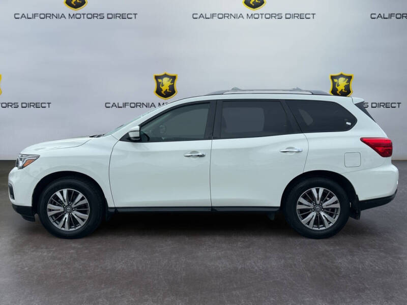 2020 Nissan Pathfinder S