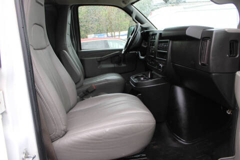 2020 Chevrolet Express 2500