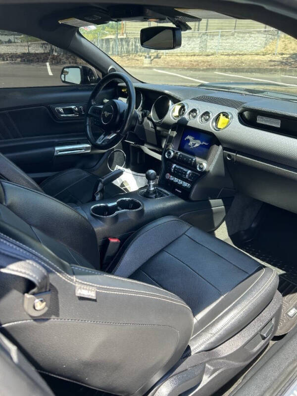 2017 Ford Mustang EcoBoost Premium