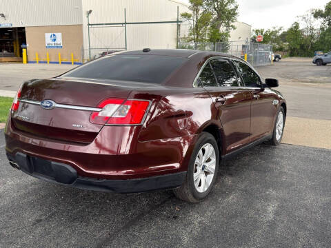 2012 Ford Taurus SEL