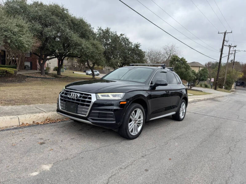 2018 Audi Q5 Premium Plus's photo