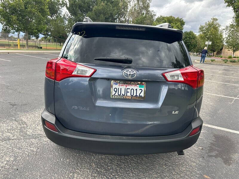 2013 Toyota RAV4 LE