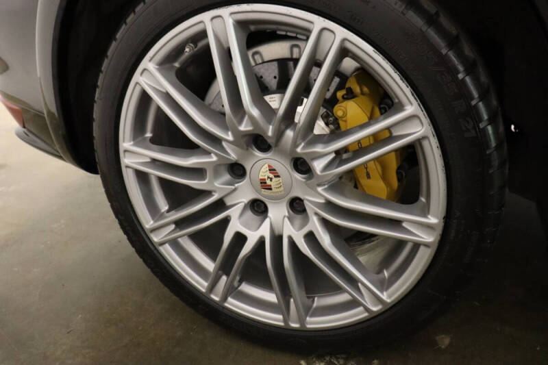 2012 Porsche Cayenne Turbo