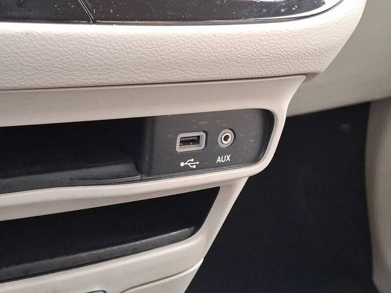 2017 Chrysler Pacifica Hybrid Touring Plus