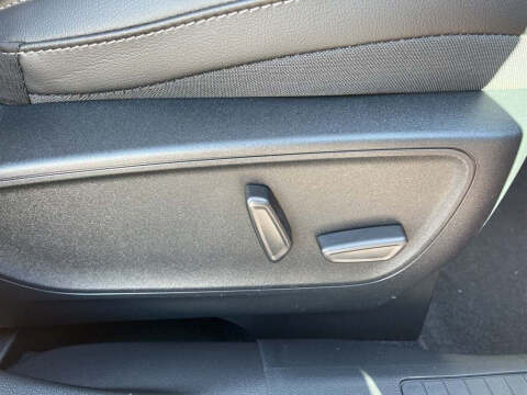 2021 Ford Escape Titanium