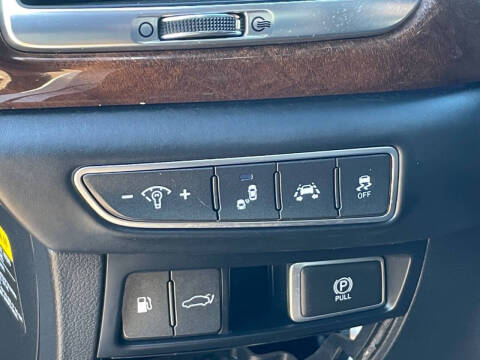 2017 Genesis G90 3.3T Premium