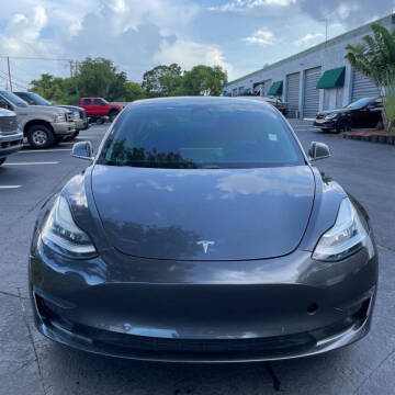 2020 Tesla Model 3 Long Range