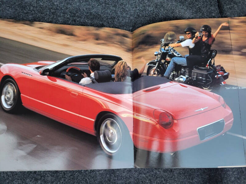 2002 Ford Thunderbird Deluxe