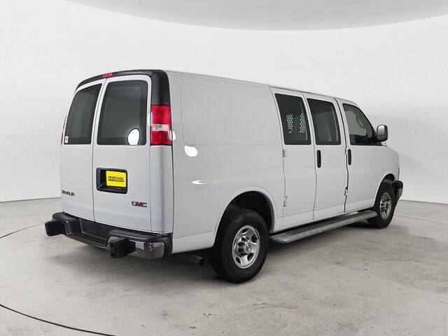 2024 GMC Savana 2500