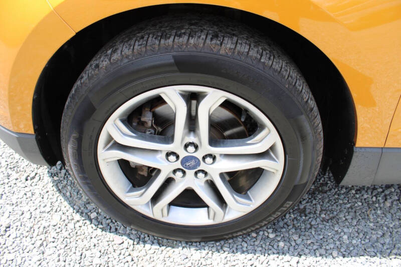 2016 Ford Edge Titanium