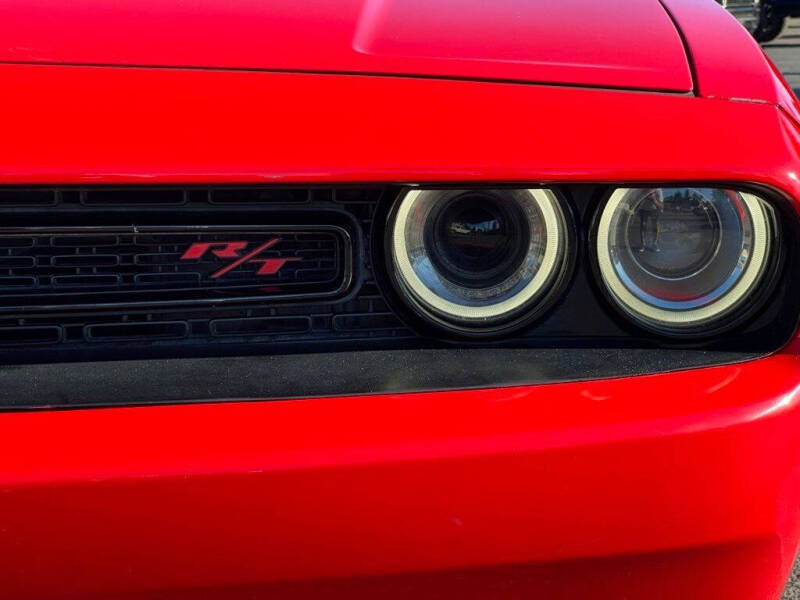 2015 Dodge Challenger R/T Shaker