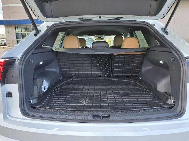 2026 Volkswagen Atlas Cross Sport SE