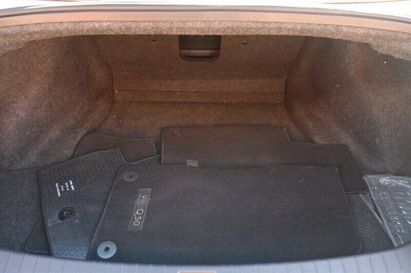 2018 Infiniti Q50 3.0T Luxe