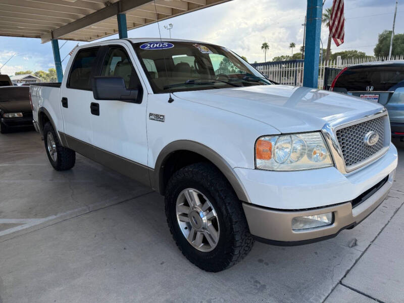 2005 Ford F-150 Lariat