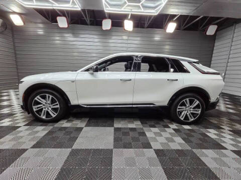 2024 Cadillac LYRIQ Tech