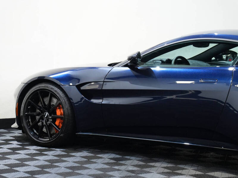 2020 Aston Martin Vantage