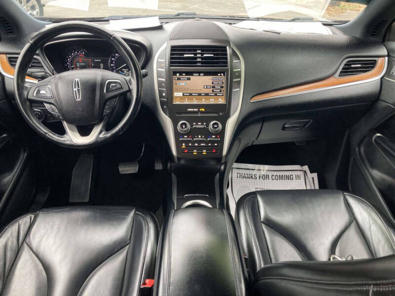 2019 Lincoln MKC Select