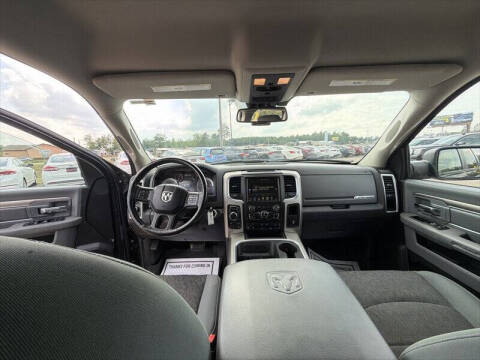 2016 RAM 1500 SLT