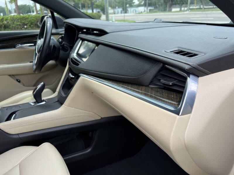 2018 Cadillac XT5