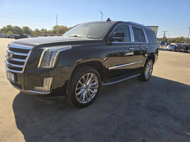 2017 Cadillac Escalade Luxury